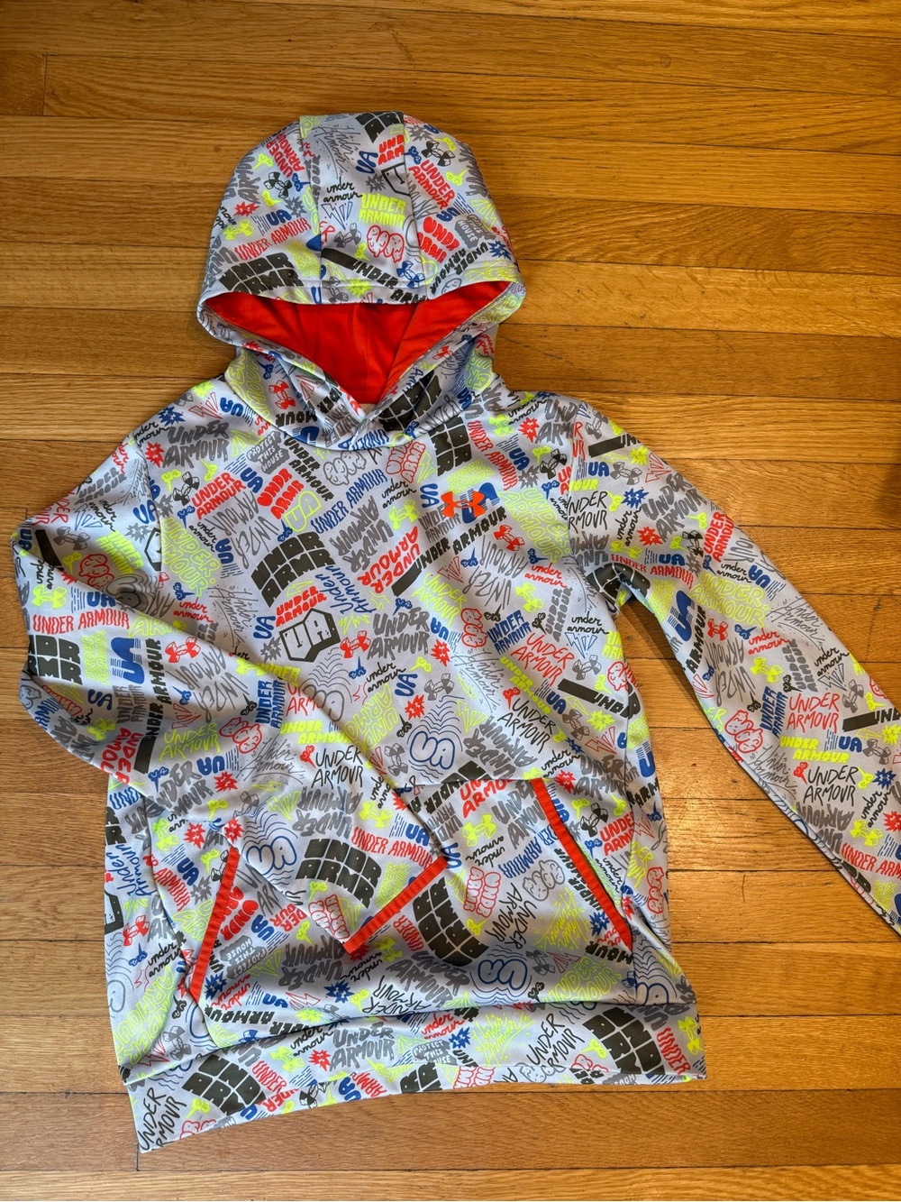 ❤️⛹🏻‍♂️⚡️Under Armour Kids Multicolor Graphic Hoodie with Red Lining